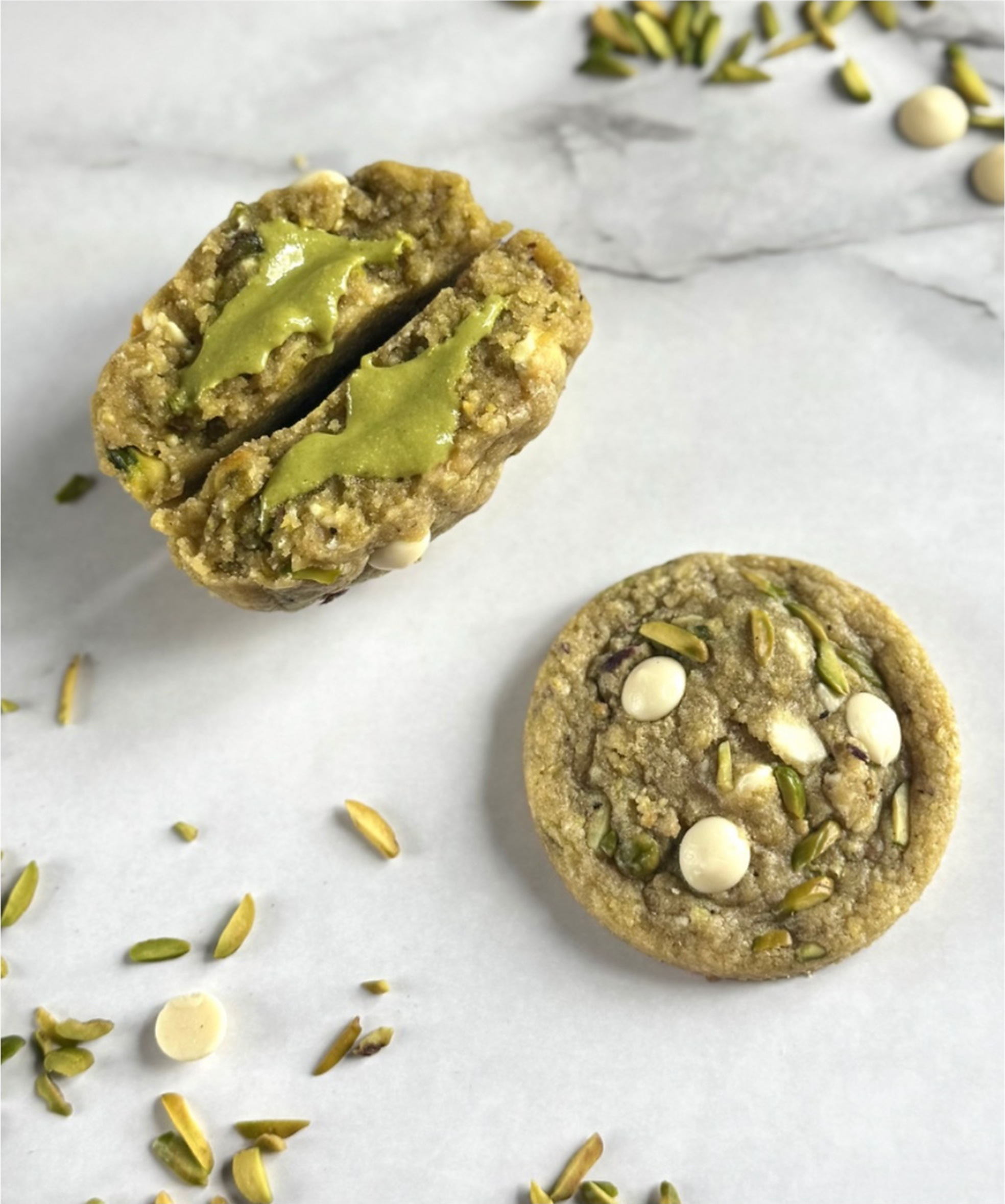 Pistachio and white chocolate cookies